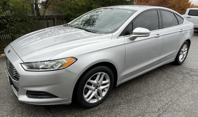 2013 ford fusion se