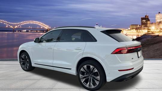 2025 Audi Q8