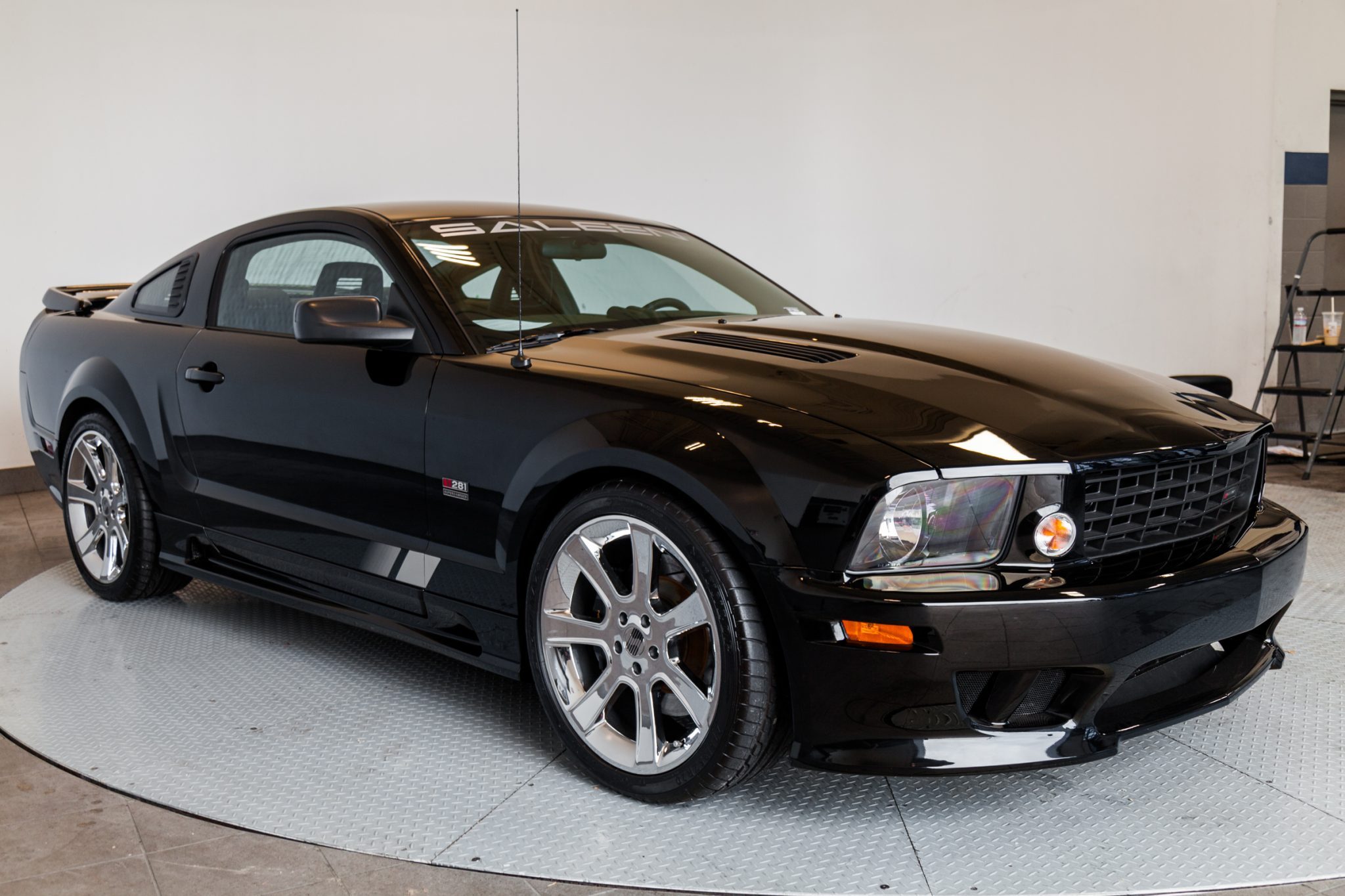 2007 ford mustang saleen s281