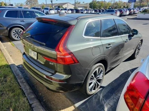 2022 volvo xc60 b5 momentum