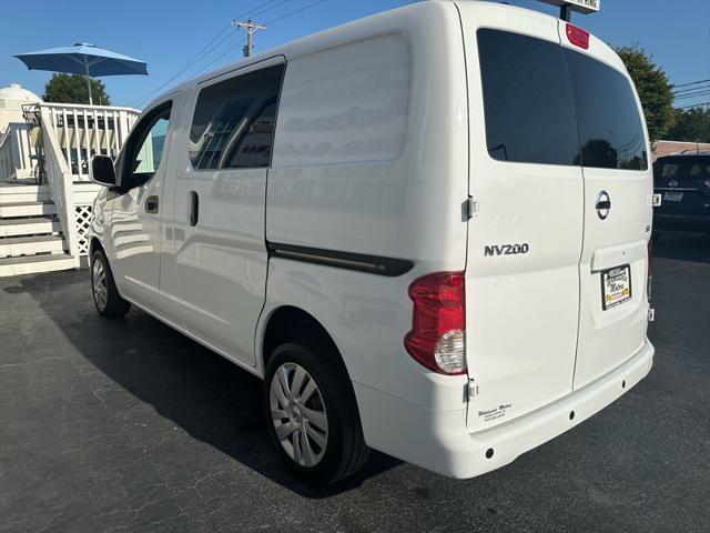 2021 nissan nv200 sv