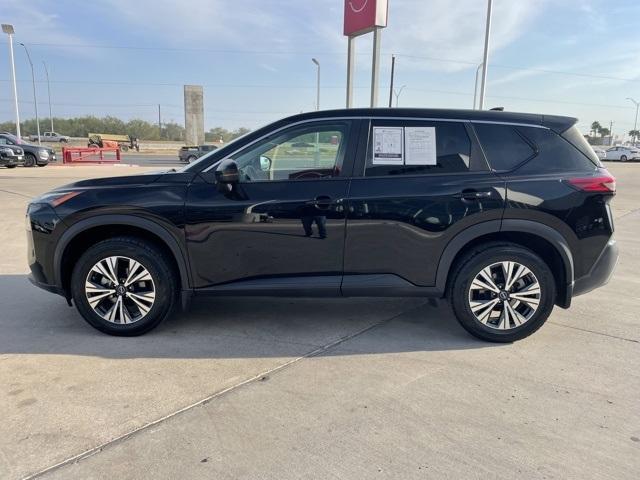 2022 nissan rogue sv