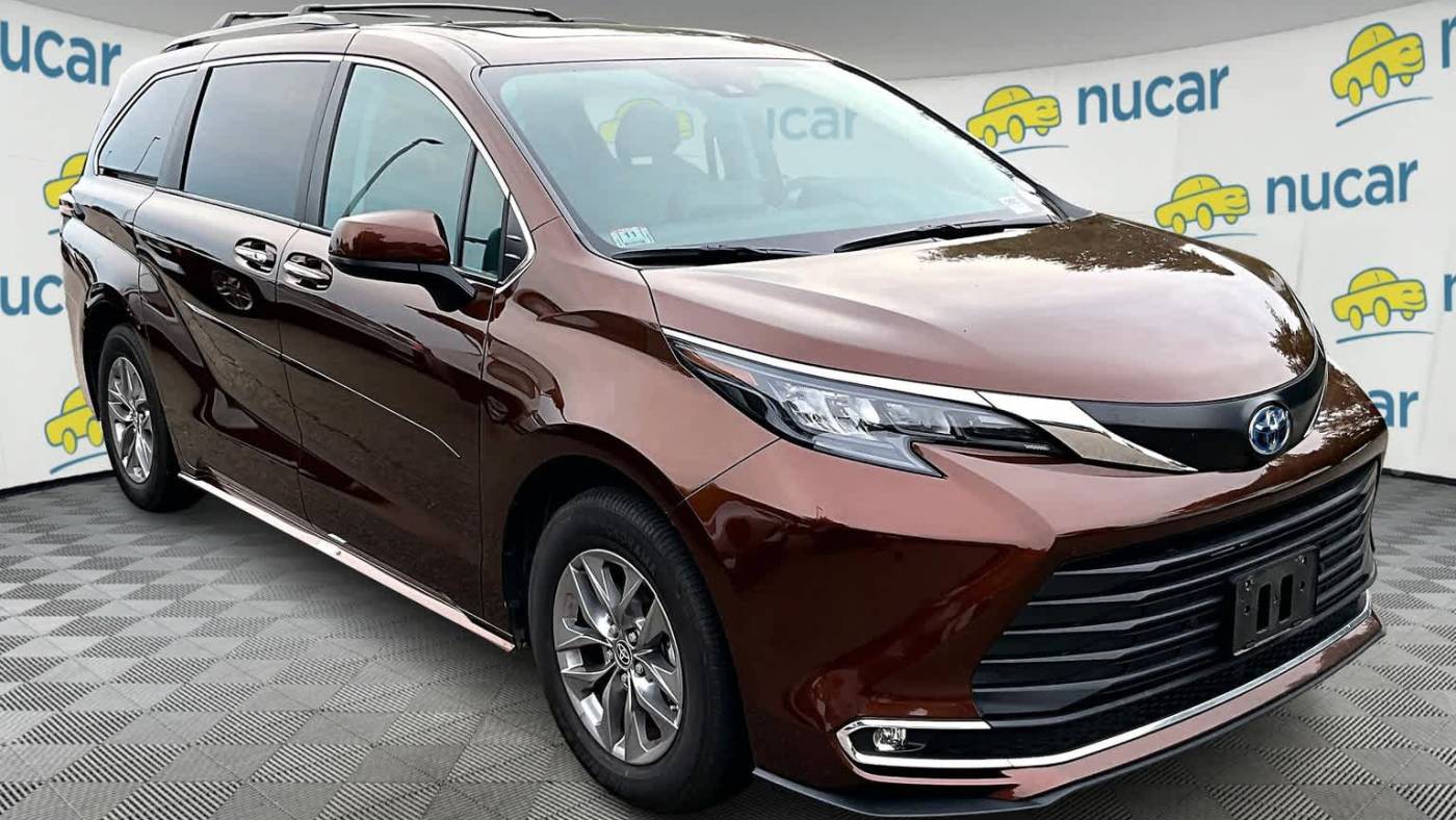 2024 toyota sienna xle 7-passenger
