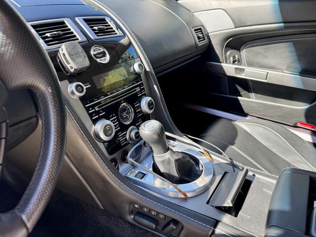 2012 aston martin v8 vantage base