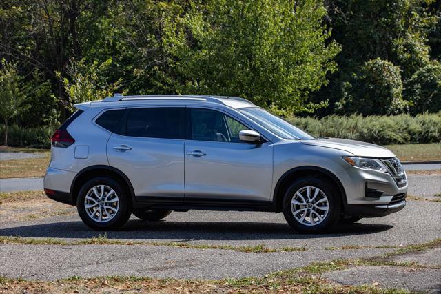2020 nissan rogue sv