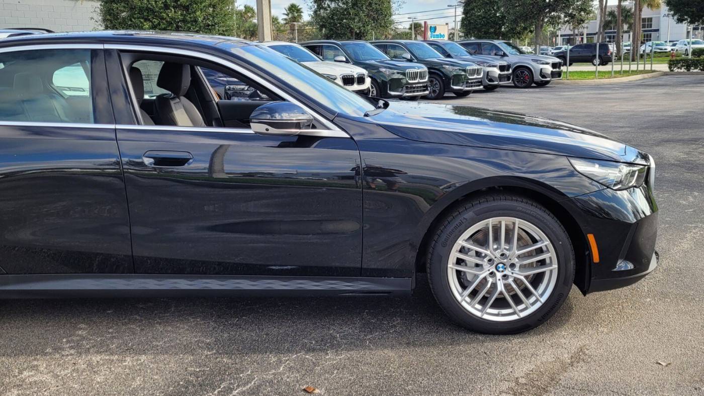 2024 bmw 5 series 530i