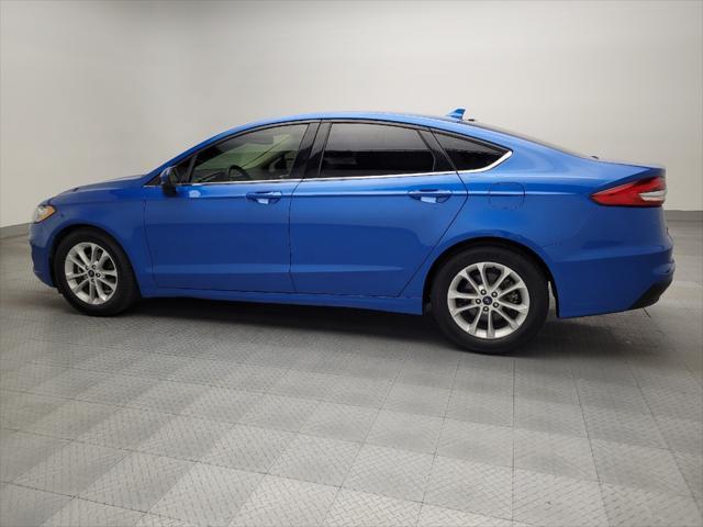 2020 ford fusion se