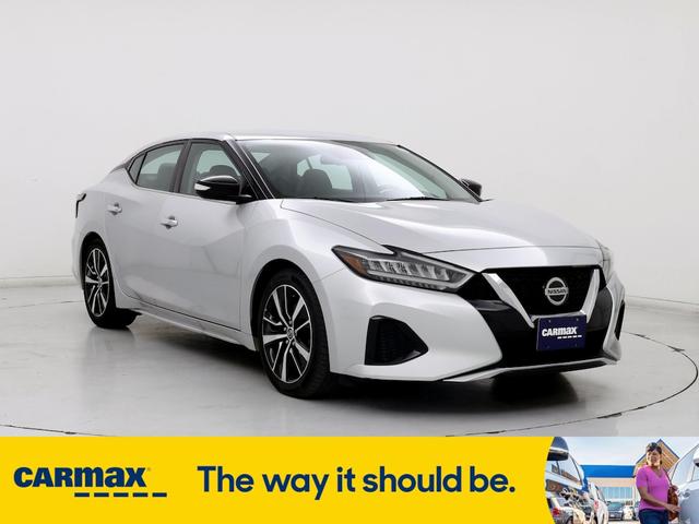 2022 nissan maxima sv