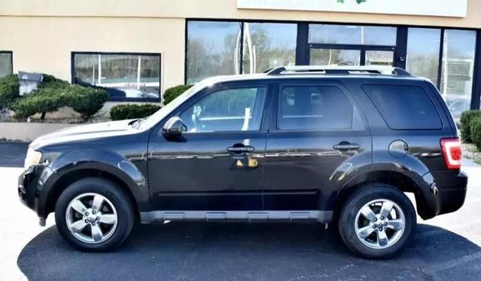 2011 ford escape limited sport utility 4d in crestwood, illinois