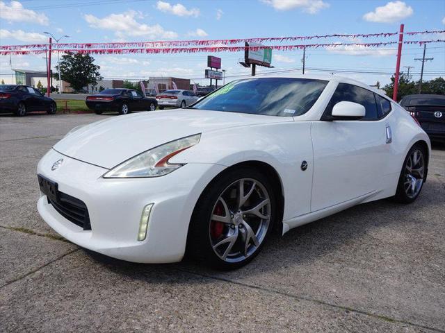 2017 nissan 370z sport tech
