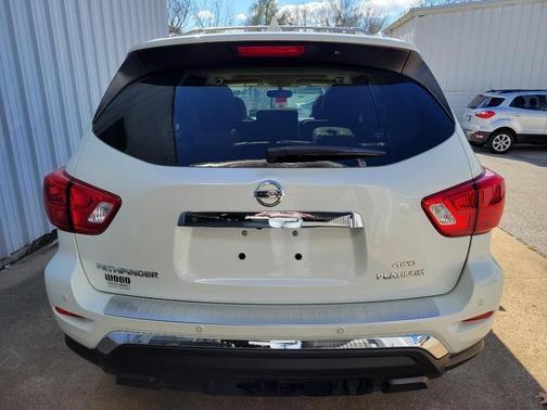 2020 nissan pathfinder in minneapolis, minnesota