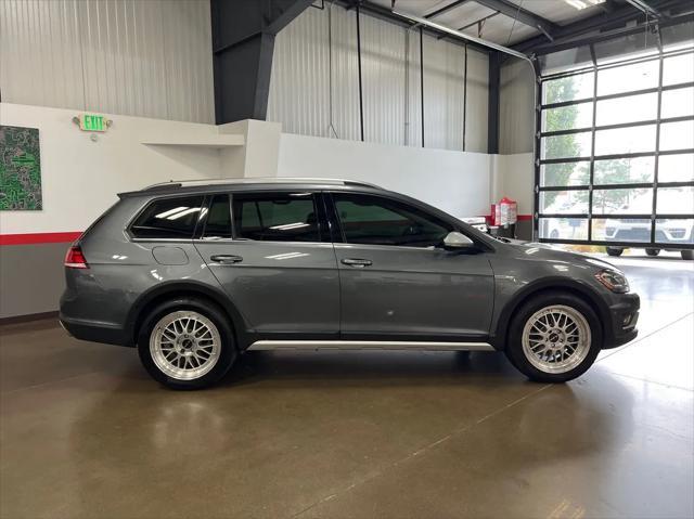 2019 volkswagen golf alltrack tsi se