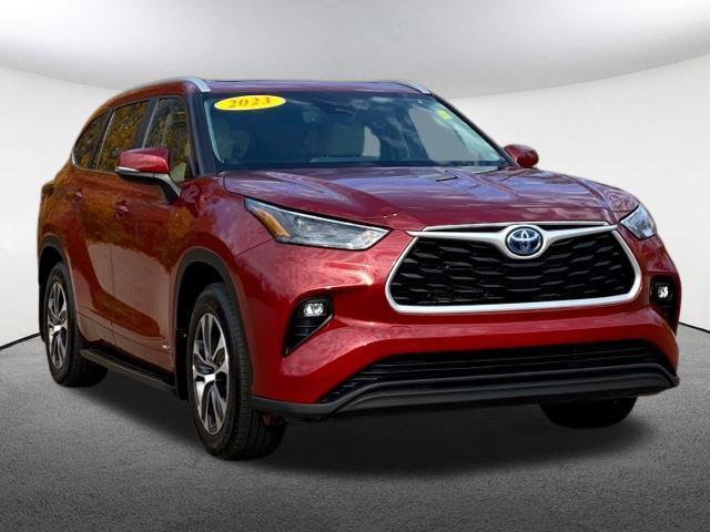2023 toyota highlander hybrid xle