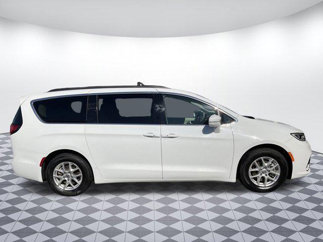 2022 chrysler pacifica touring l