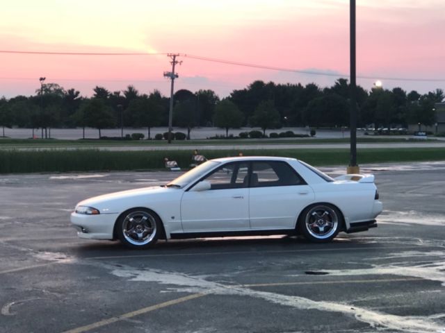 nissan skyline gts-t
