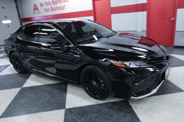 2021 toyota camry xse