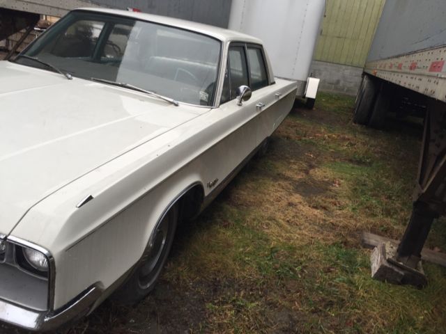 1968 chrysler new yorker 440 (50k miles) super clean cruiser