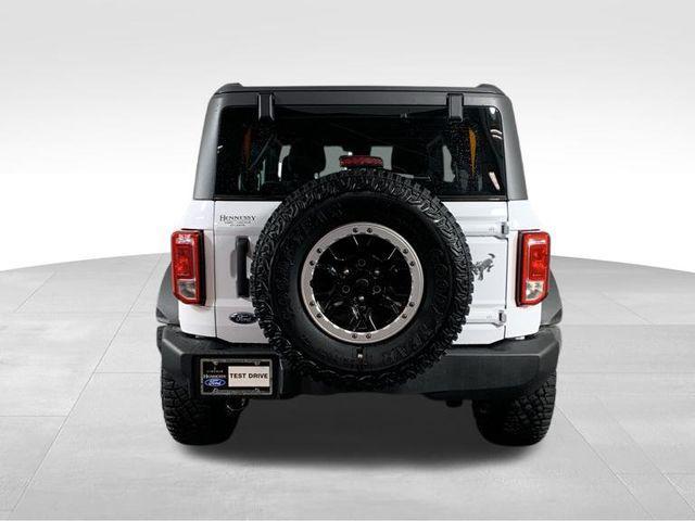 2023 ford bronco base