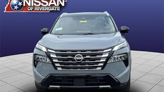 2024 Nissan Rogue platinum