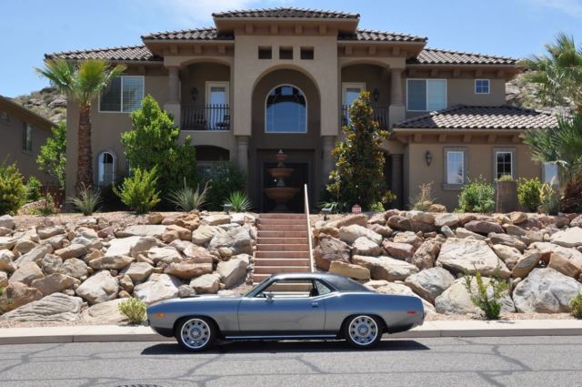 1973 plymouth 'cuda 340 4-speed - #'s matching-beautifully restored-mild custom!
