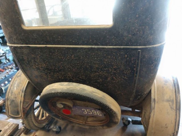 1925 model t ford fordor true barn find