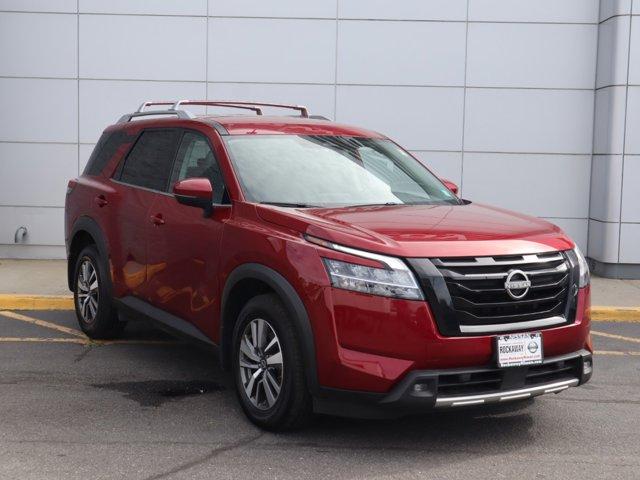 2022 nissan pathfinder sl