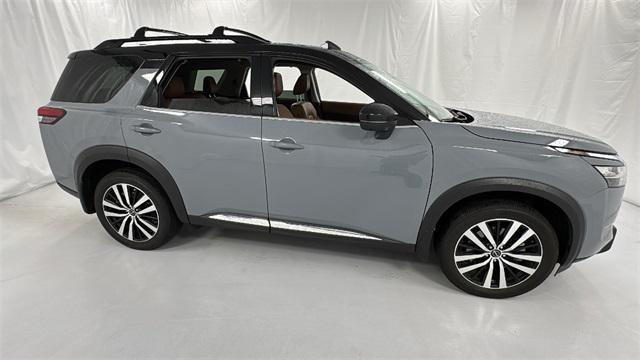 2023 nissan pathfinder platinum fwd