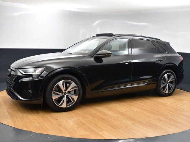 2024 audi q8 e-tron premium