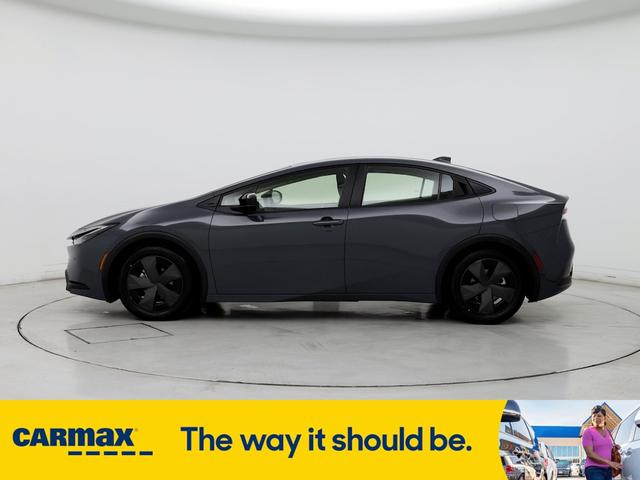 2023 toyota prius le