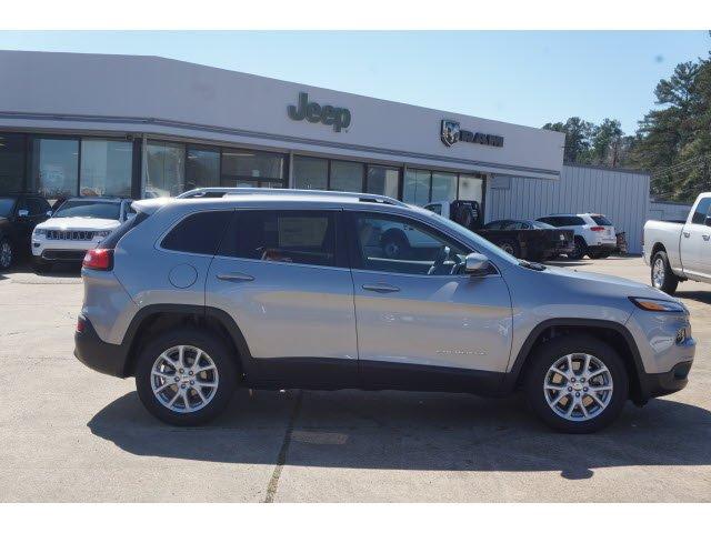 used 2017 jeep cherokee fwd latitude grenada, ms 38901 for sale in dubard, mississippi