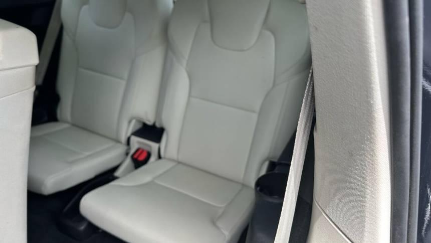 2017 volvo xc90 t6 momentum
