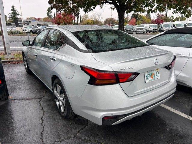 2022 nissan altima s fwd