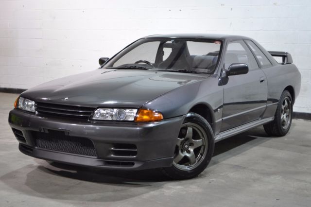 1990 nissan skyline gt-r -- gun metal grey - rb26dett - 5 speed - 17,945 miles