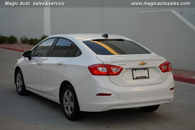 2017 chevrolet cruze ls