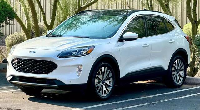 2022 ford escape titanium