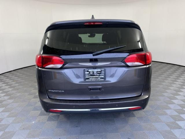 2020 chrysler pacifica touring