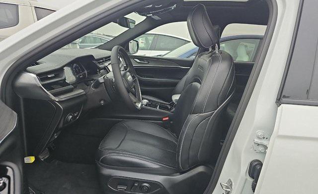 2023 jeep grand cherokee l overland