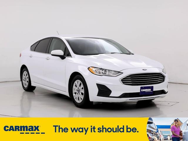 2019 ford fusion s
