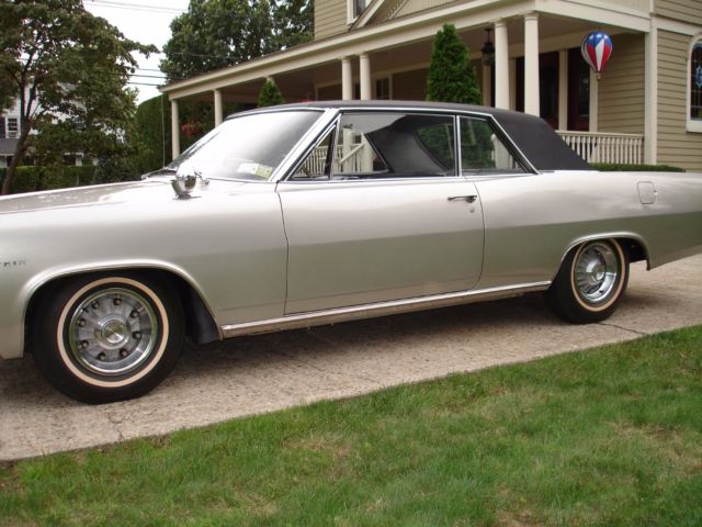 1963 pontiac grand prix - 389ci- automatic - 8 lug rims - 2 owner car