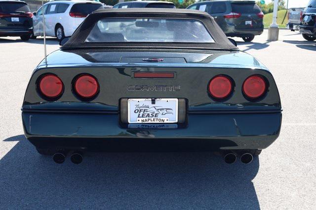 1990 chevrolet corvette base