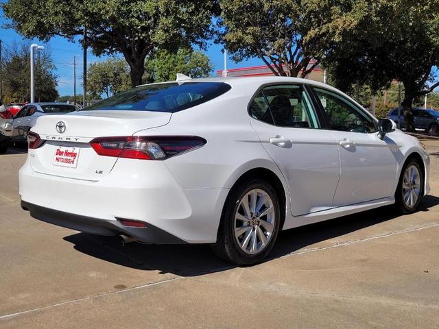 2023 toyota camry le