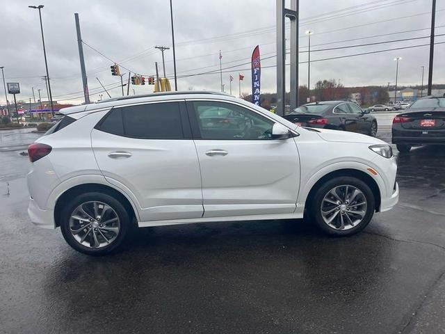2022 buick encore gx select