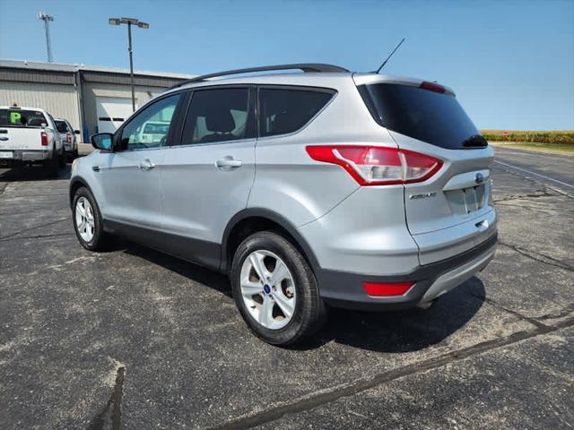 2015 ford escape se
