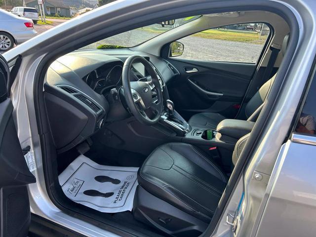 2014 ford focus titanium