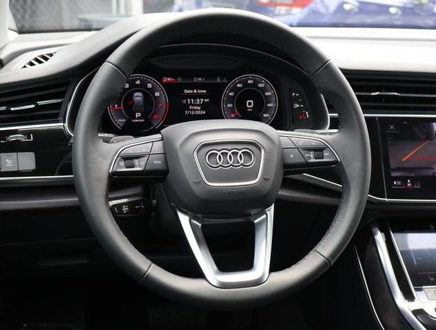 2024 audi q7 45 premium