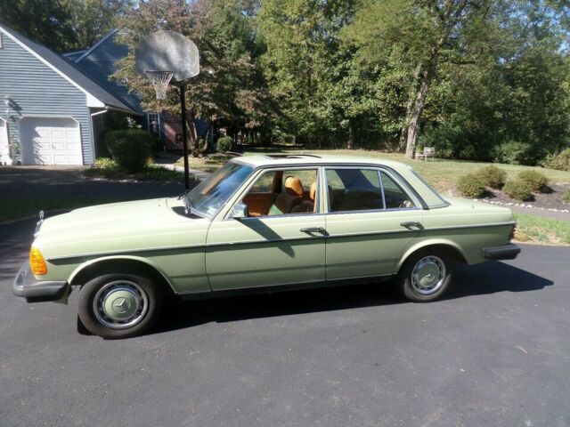 1978 mercedes 240d, 4 speed manual