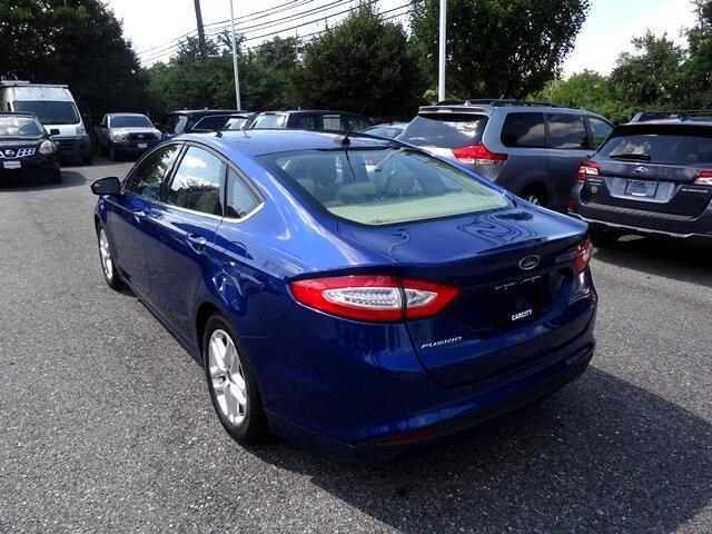 2015 ford fusion se