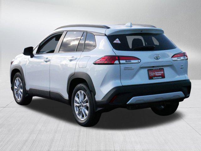 2022 toyota corolla cross le