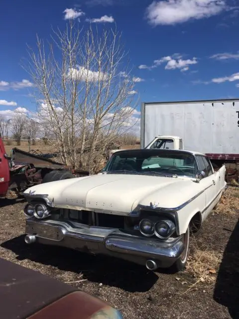 1959 chrysler imperial white
