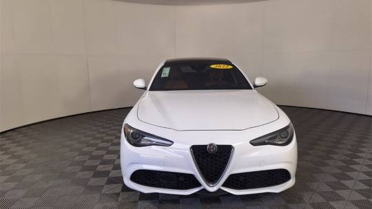 2022 Alfa Romeo Giulia